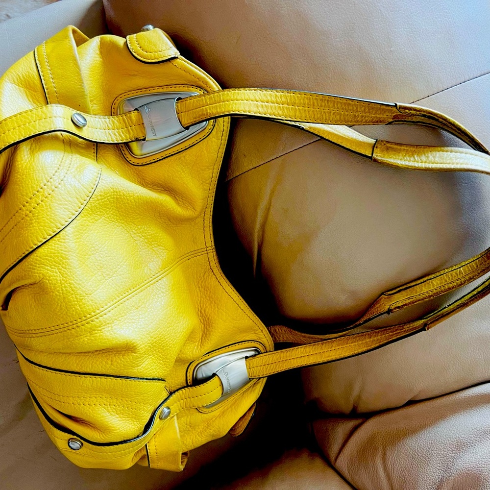 B. Makowsky Yellow Leather Shoulder Bag